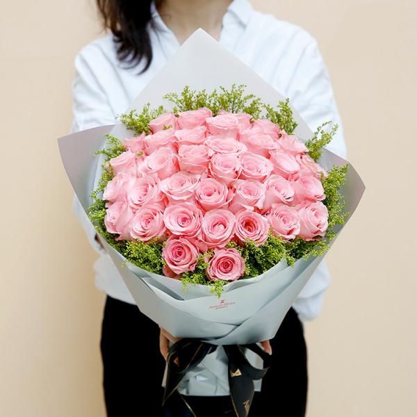 迷情一生---33枝戴安娜粉玫瑰 (梦幻清新）